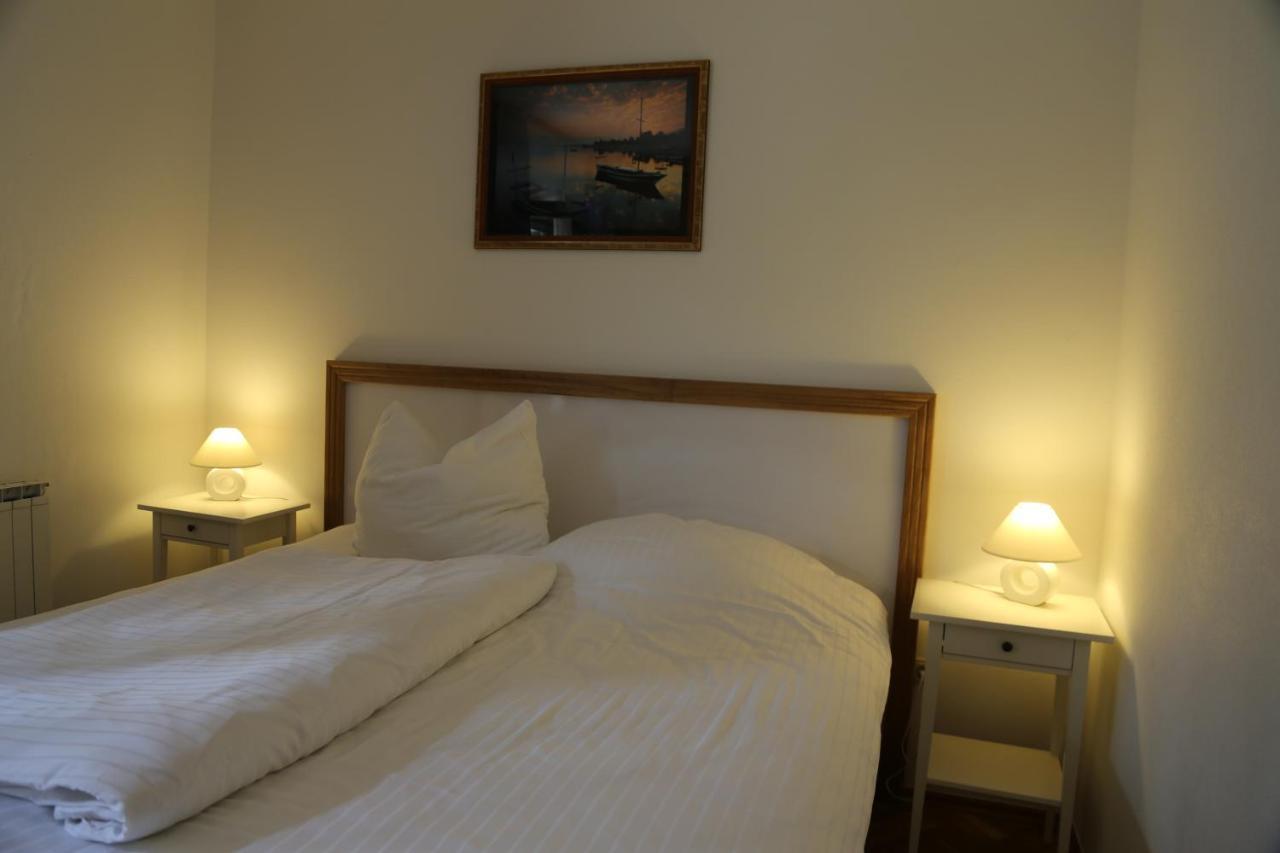 Deluxe Doppelzimmer mit seitlichem Meerblick